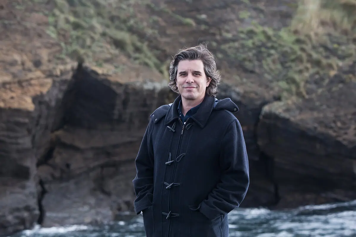 Read more about the article Telmo R. Nunes: «procuro transportar nestas narrativas diversas memórias, sejam as vivenciadas por mim, sejam aquelas que construí a partir de conversas ou leituras que fui fazendo.»